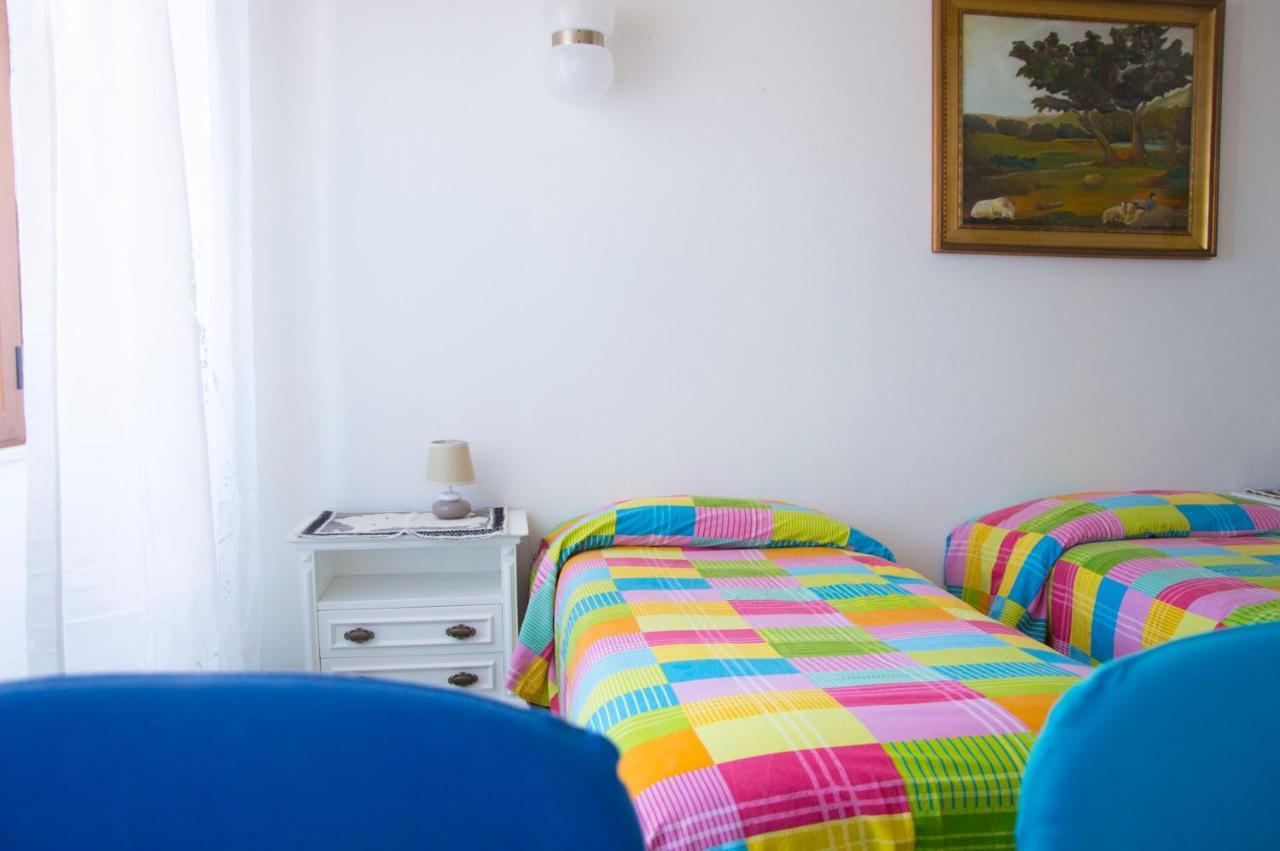 Bed and Breakfast Occhj A Mari à Santa Teresa Gallura Extérieur photo